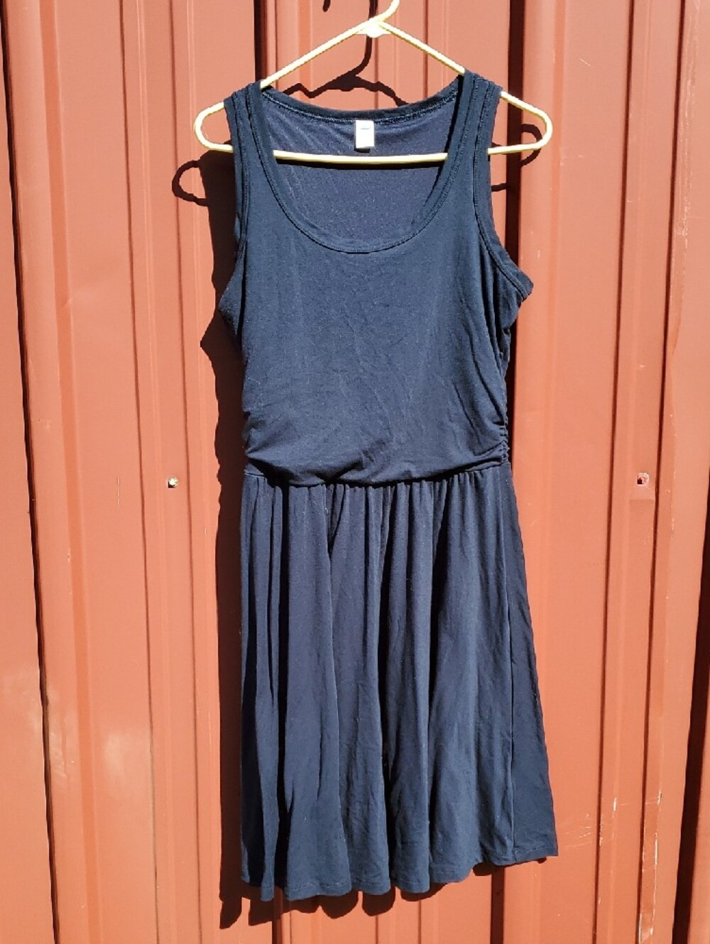 Old Navy 6 Peice Clothing Lot , 4lb 9.6 Oz Shirts , Shorts , Jeans . - Picture 9 of 16